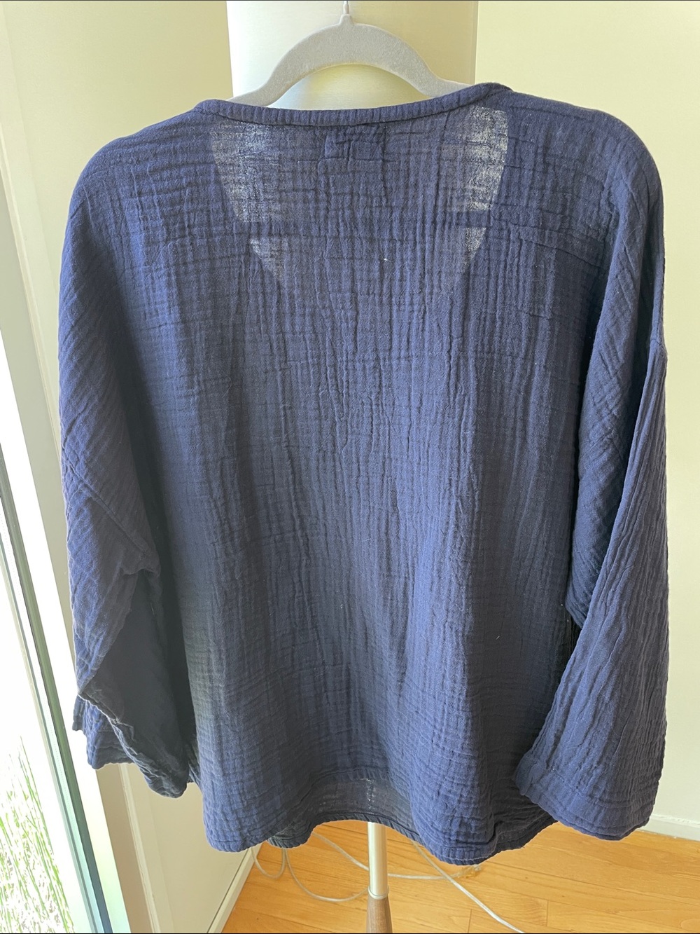 Honest Cotton Textured Top with Pockets - Picture 3 of 4